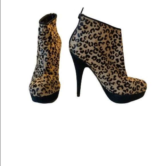 Aldo Leopard Textured Booties - Size 6.5 - Picture 1 of 8